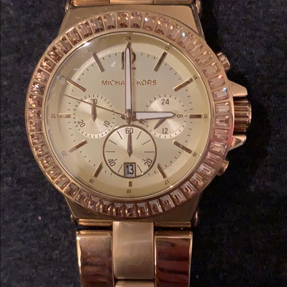 Brand New Gold Michael Kors Watch - Picture 2 of 4
